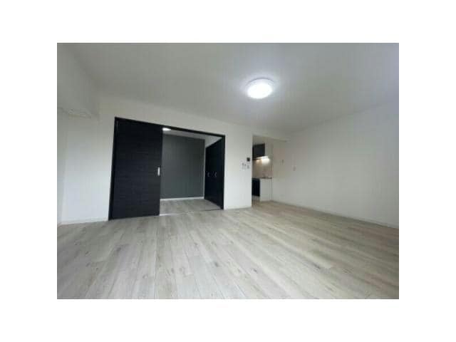  ジーメゾン泉大津イエナス