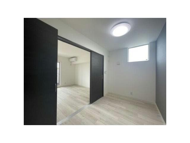  ジーメゾン泉大津イエナス