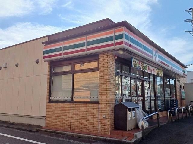 セブンイレブン和泉尾井町店(コンビニ)まで682m ラ　ルーチェY