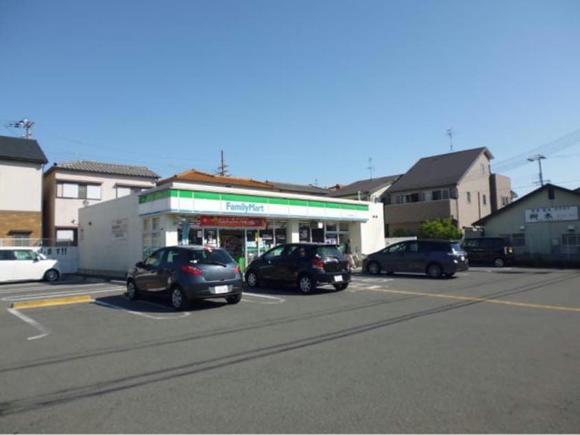 ファミリーマート泉大津板原店(コンビニ)まで221m フォルビート　ジン