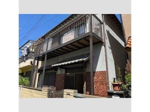綾園７丁目貸家