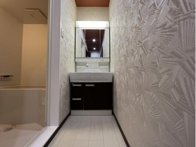  ジャパン幸ビル