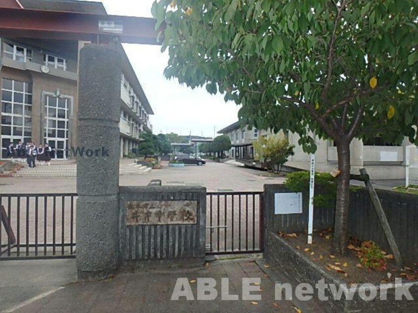 熊本市立井芹中学校(中学校/中等教育学校)まで516m 山王団地弐番館