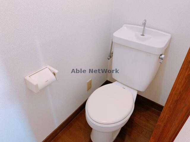  ファミール城南