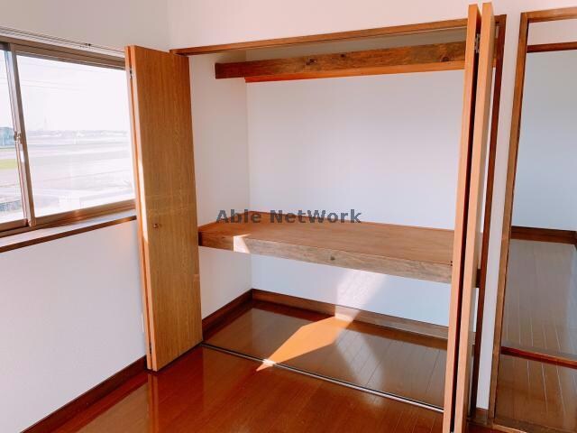  ファミール城南