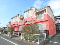 プラーノイースト