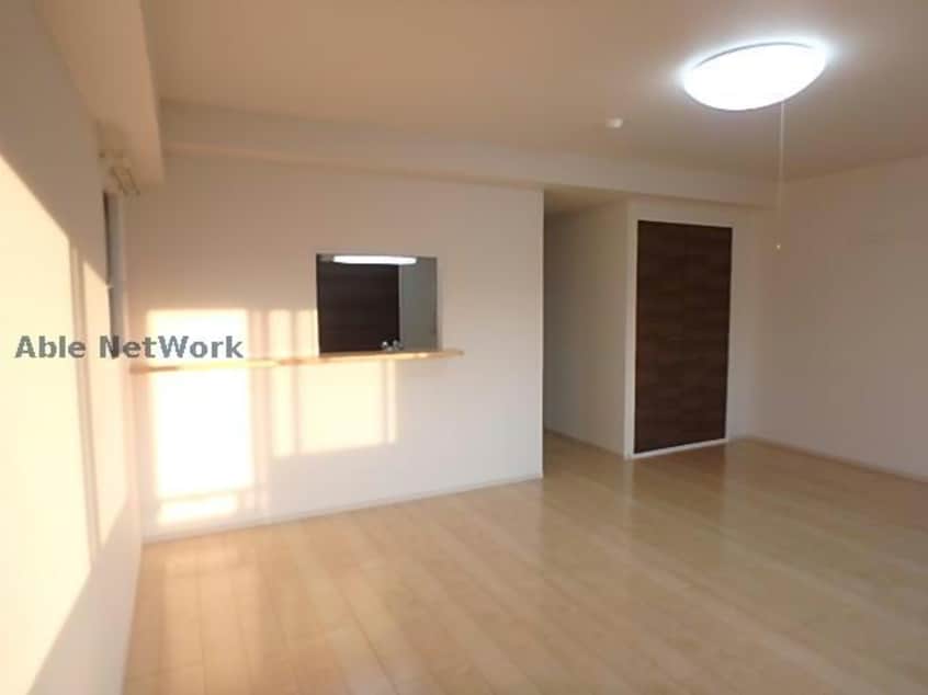 ※同型反転タイプ ラ・ペジーブル新町