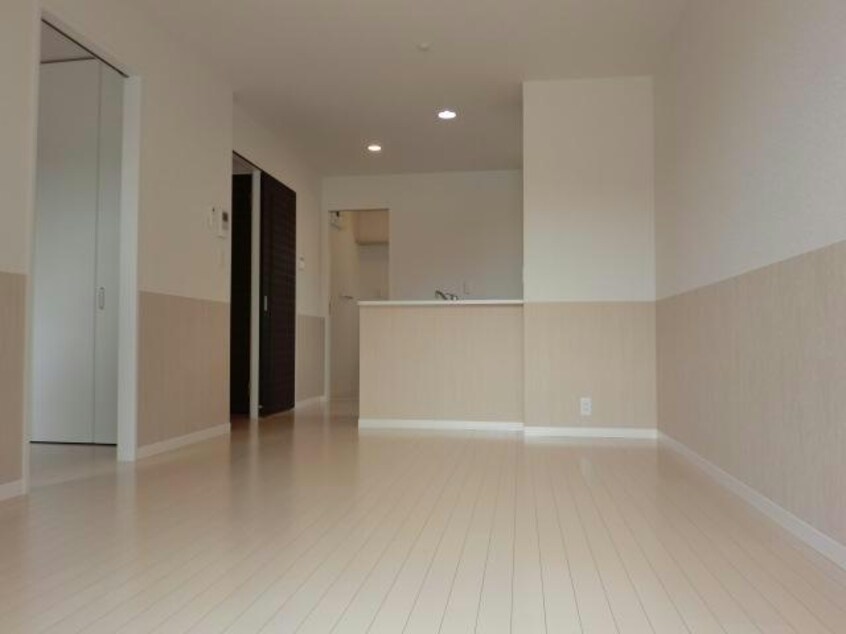 同型　現況優先 メゾンルミエール