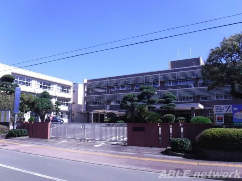 熊本県立熊本聾学校(養護学校)まで733m 産交バス（熊本市）/東本町 徒歩4分 2階 築4年