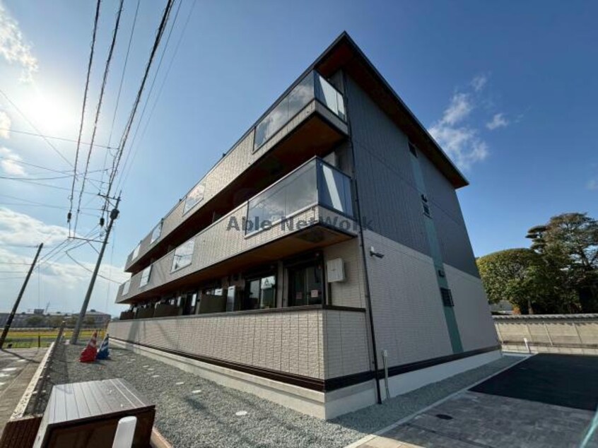  アフェリーチェB棟