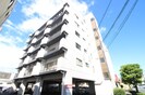グランデュール今1号館の外観
