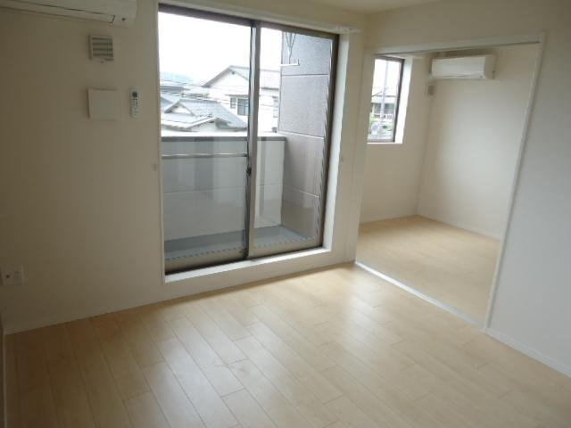  プレステージ　庭瀬