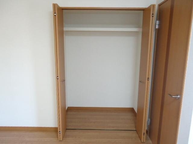 リビングクローゼット（イメージ） メゾン・エスポワール