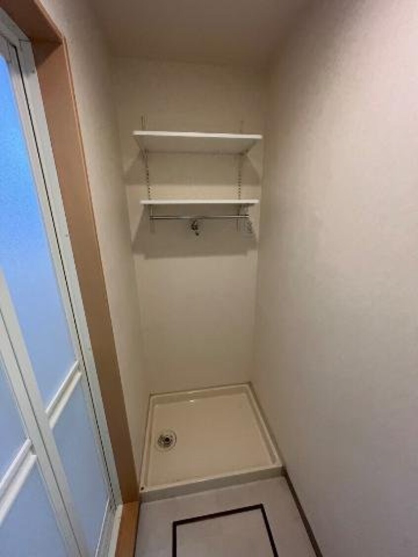 洗濯機置場 プラッツ・ユーⅠ