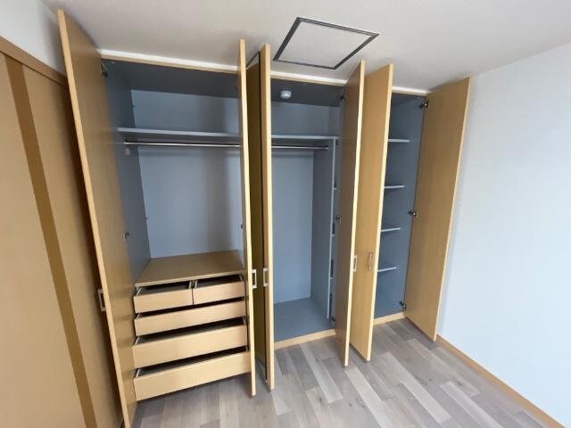 南洋室クローゼット プラッツ・ユーⅠ