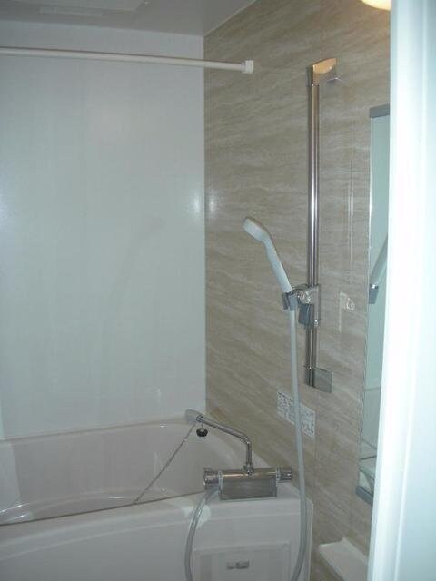  レジデンス西川