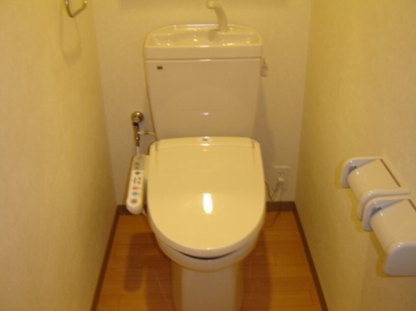 温水洗浄便座（イメージ） ルナロベリア