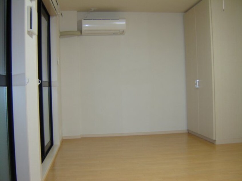 リビング（イメージ） ルナロベリア