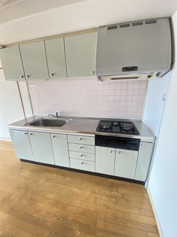  エバーグリーン柳町