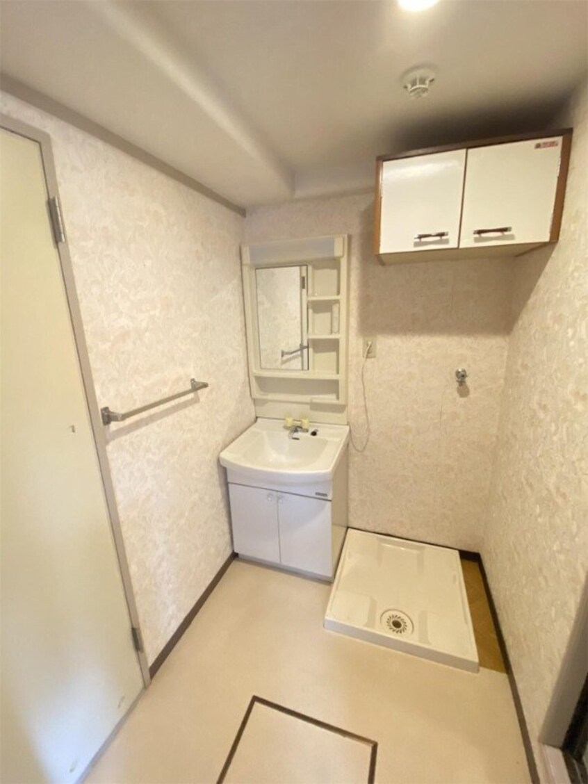  エバーグリーン柳町