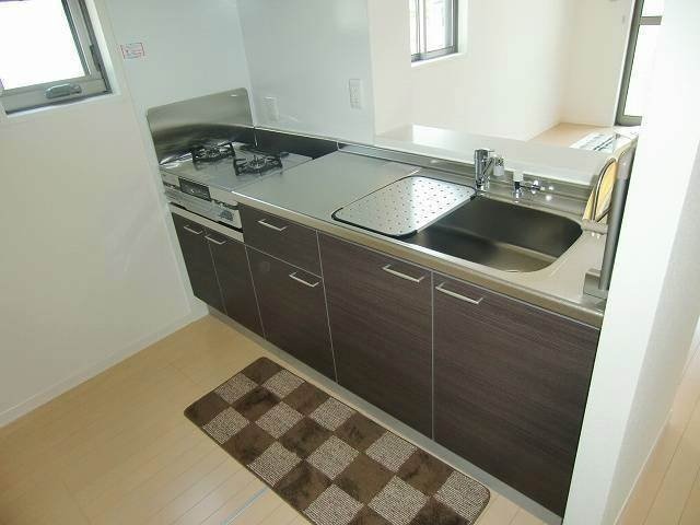 別のお部屋の写真です。実際とは異なります。 シャーメゾン晟