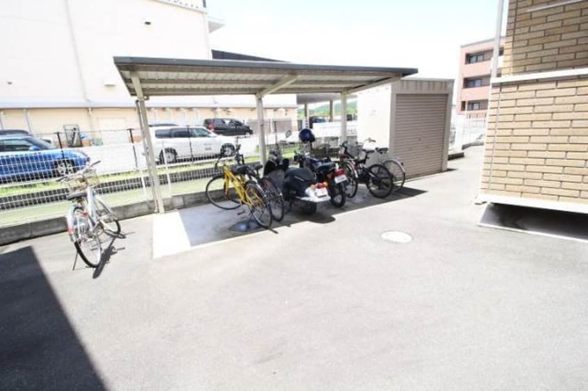  プレジオ六番館