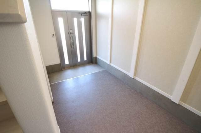 玄関ホール FLAT-S