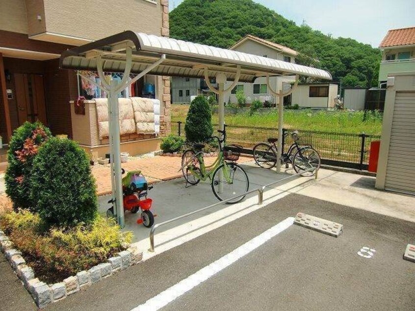  リヴィング牟佐