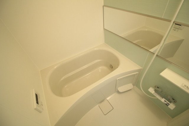  La neige　中山下