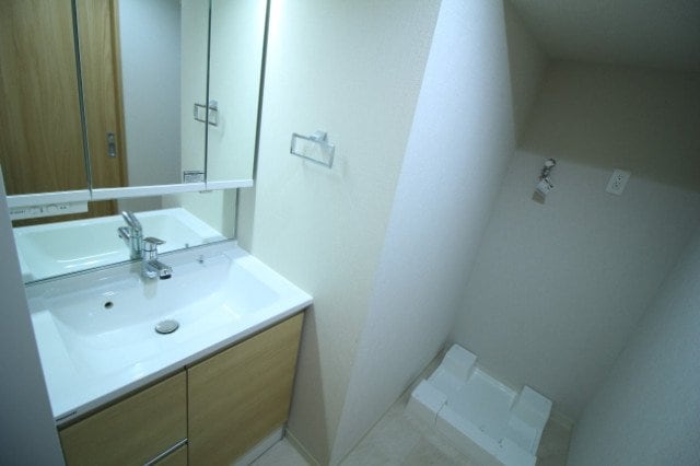  La neige　中山下