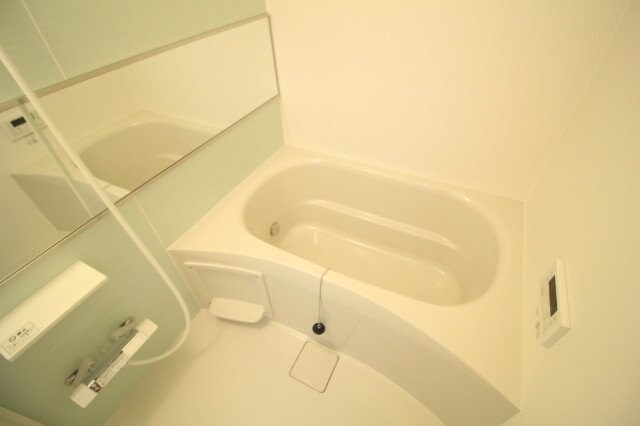  La neige　中山下