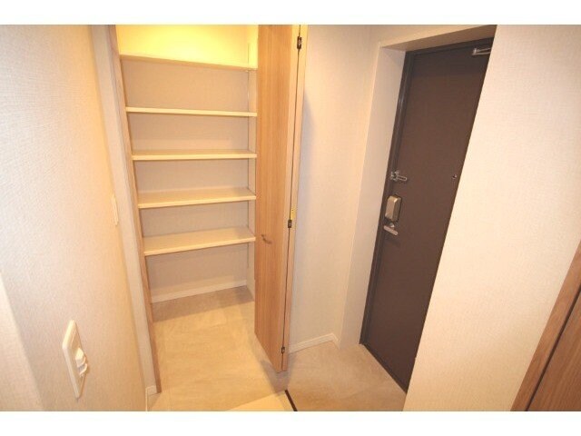  La neige　中山下