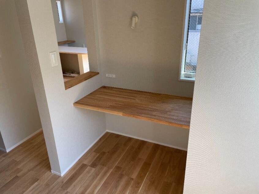  伊福町3丁目テラスハウス