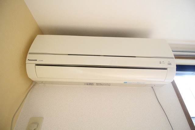  ラッキータウン庭瀬　Ｅ棟