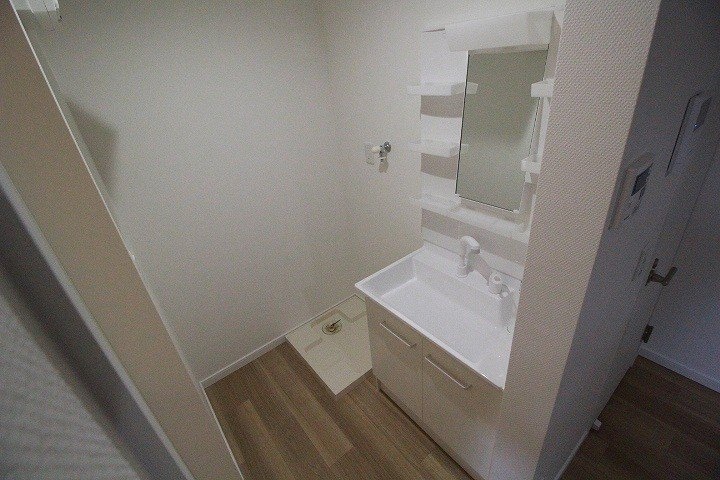  ブランブロック白石