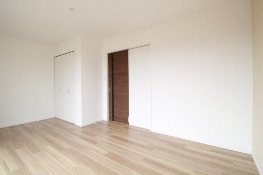  ブランブロック白石