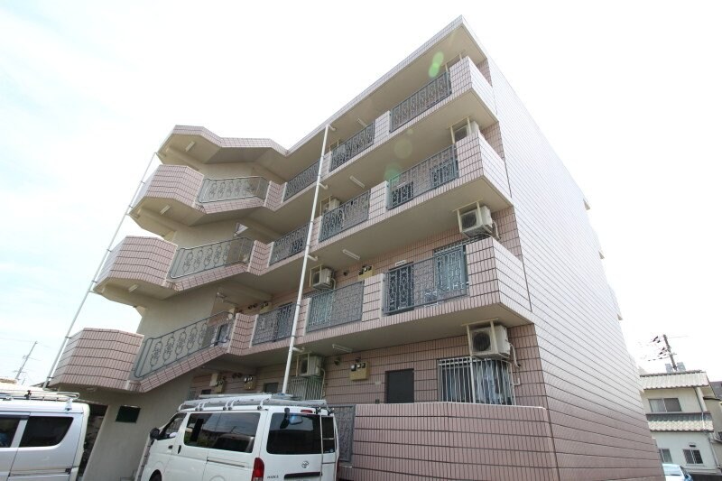  リシェス明日香