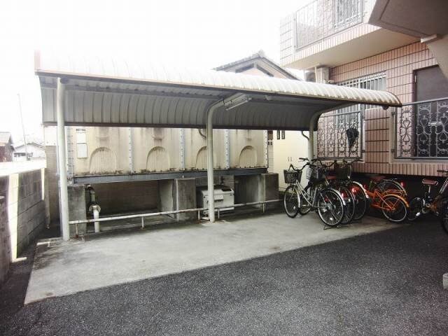  リシェス明日香