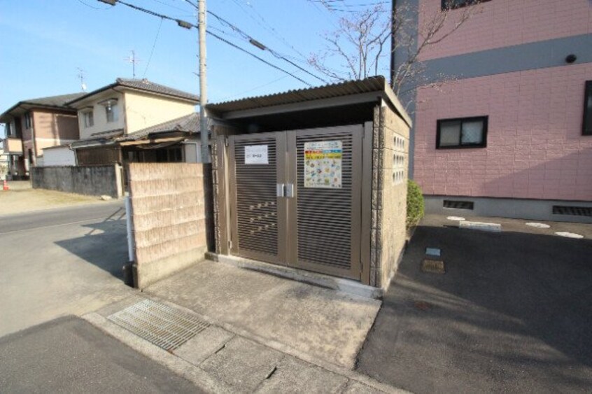  ラッキータウン庭瀬　Ｄ棟