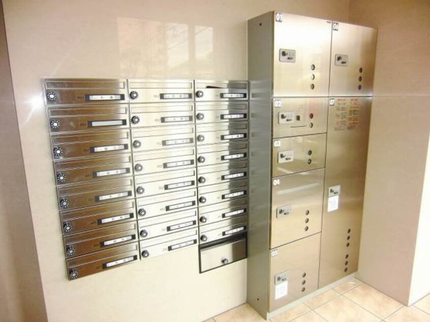 集合ポスト ハートフル医大西