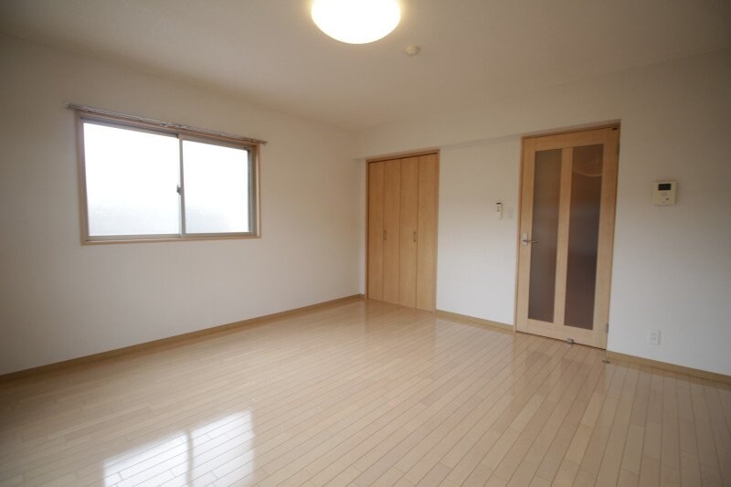  ピアグロリア奥田