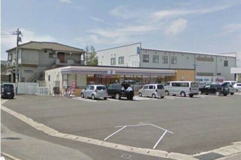 セブンイレブン岡山大安寺南町店(コンビニ)まで724m プチ　グラン