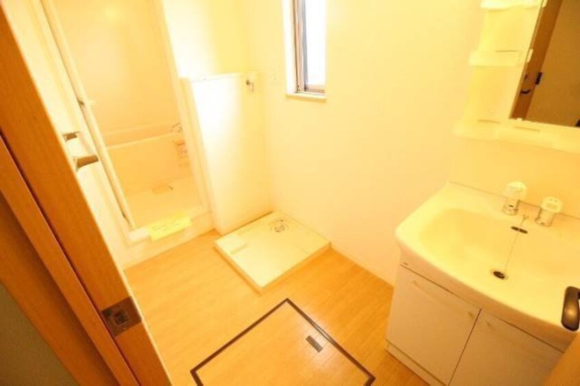 洗面所ひろい ファルコンⅢ