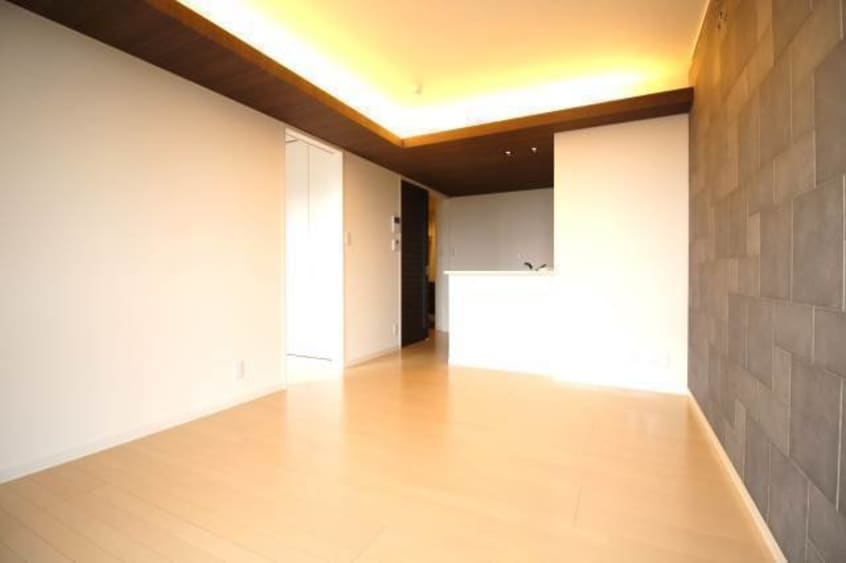  エストガーデン青江