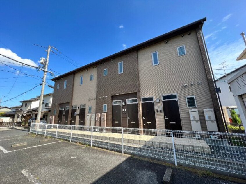  フルーリー中撫川　B棟