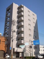 アンジュール