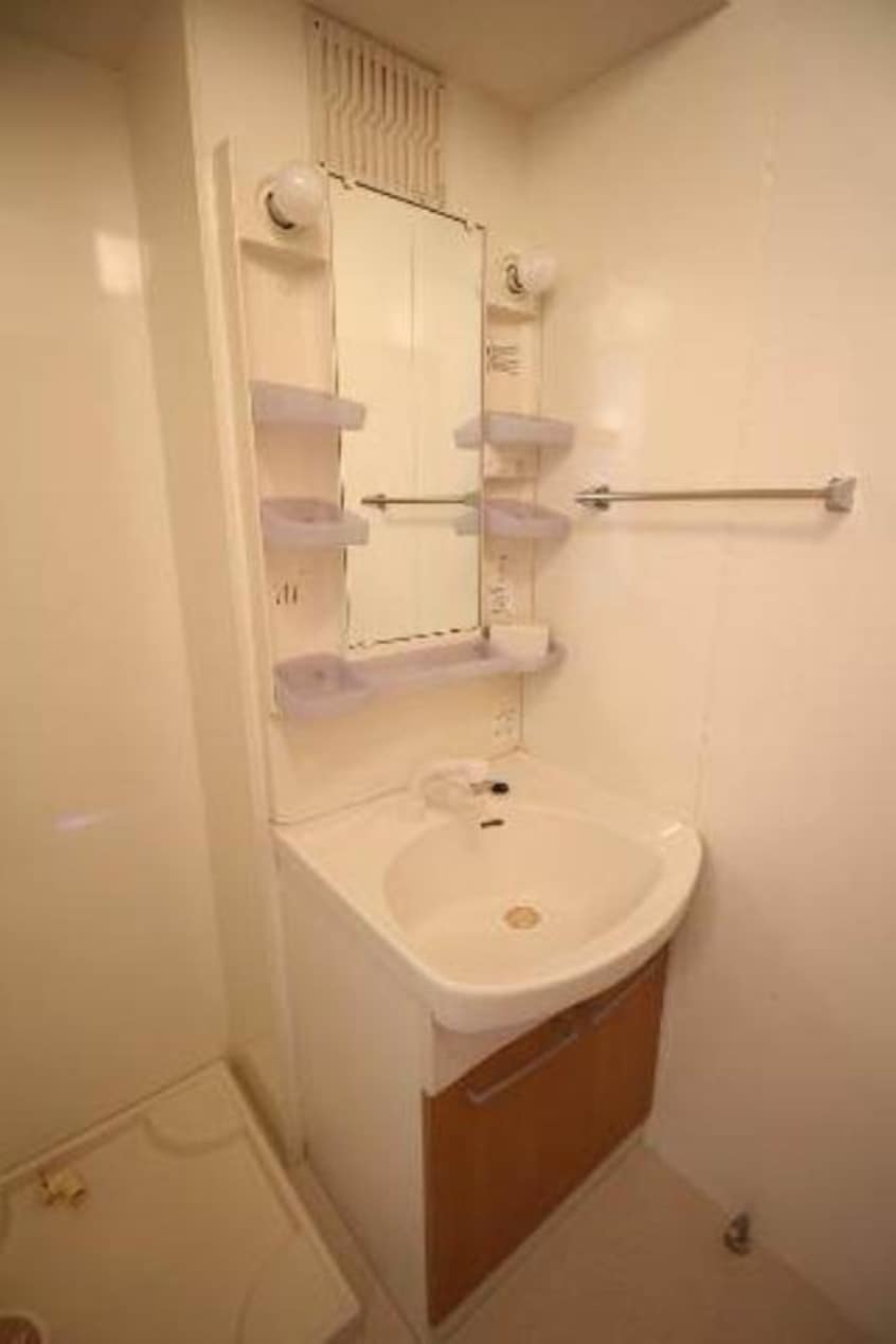  アルファーム　C棟