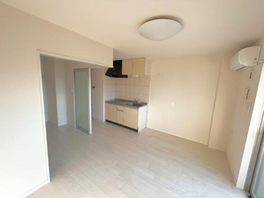 リビング ブリエ　ロッシュ　Ｕ