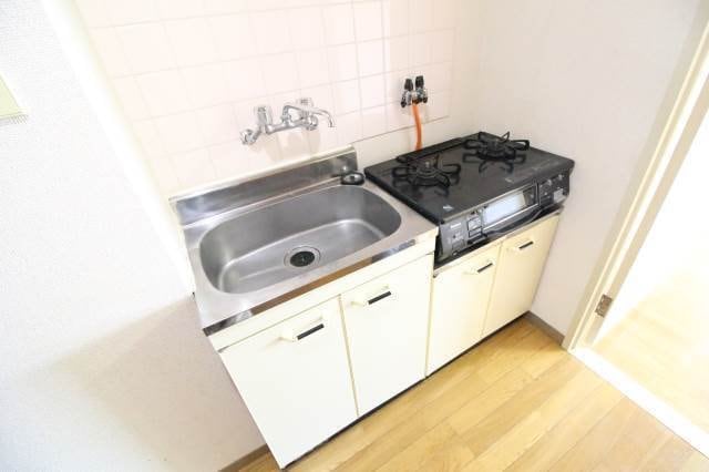  ニューメゾン近藤