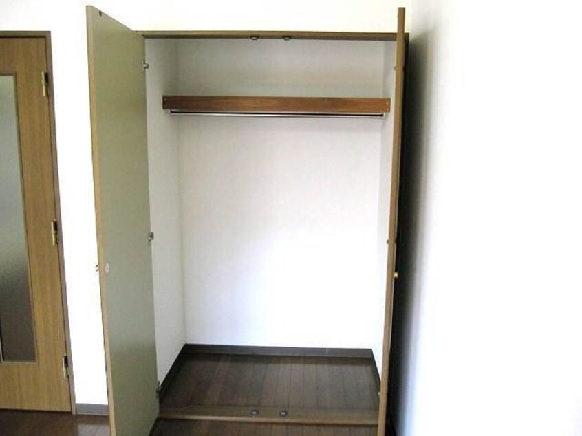 クローゼット サニーコスモⅡ